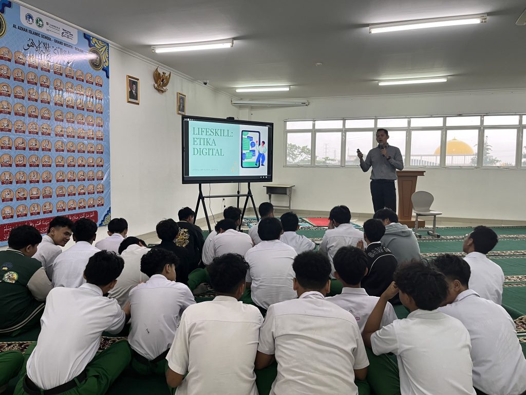 Life Skill: Bijak Menggunakan Media Sosial